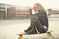 2019-11-24_15-37_0104_Jessie_Longboard